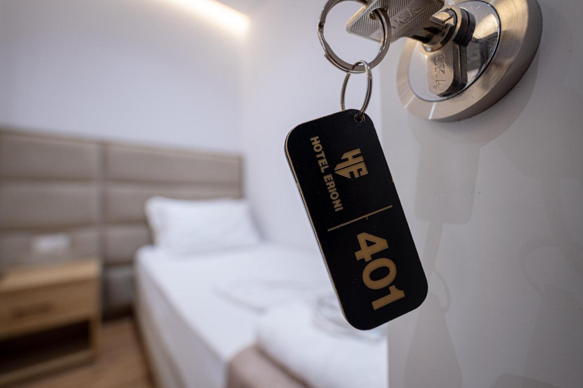 Erioni Hotel Sarande Ngoại thất bức ảnh